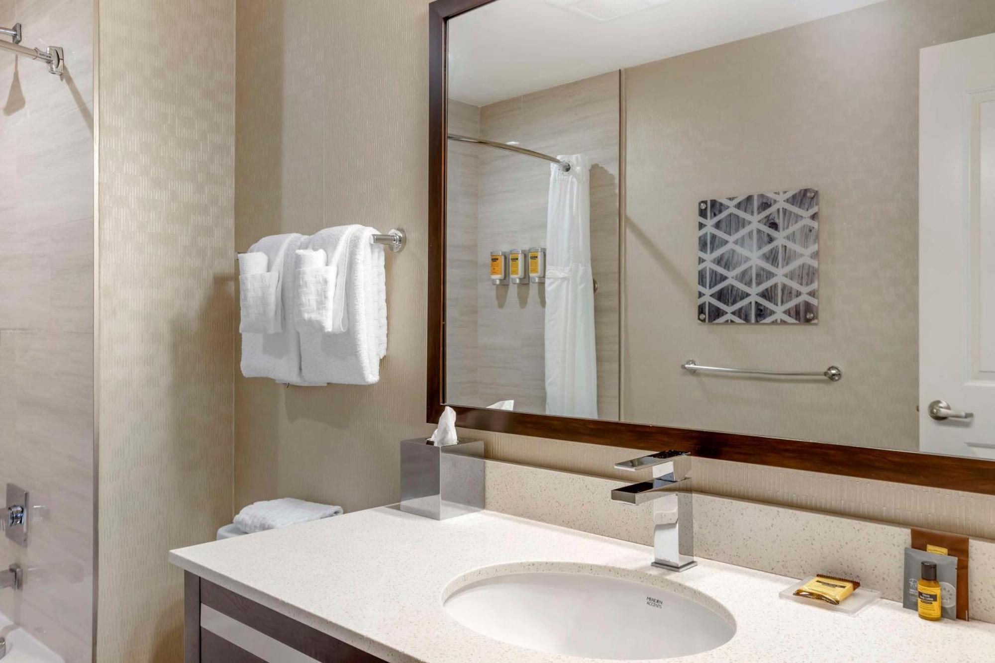 Best Western Plus Philadelphia-Pennsauken Hotel Cherry Hills Village Exteriör bild